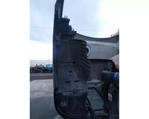 KENWORTH T680 Hood