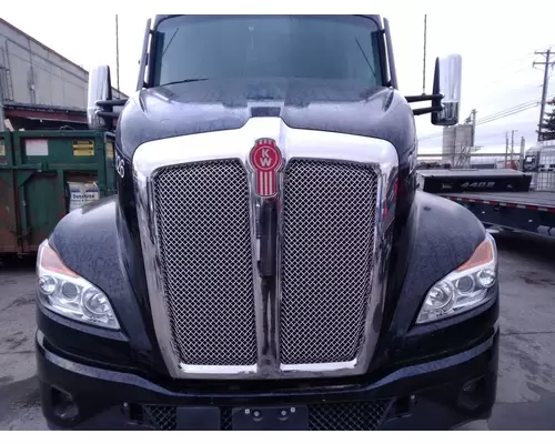 KENWORTH T680 Hood