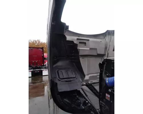 KENWORTH T680 Hood