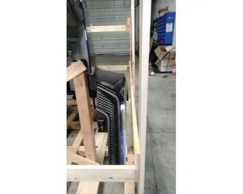 KENWORTH T680 Hood