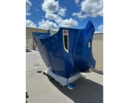 KENWORTH T680 Hood