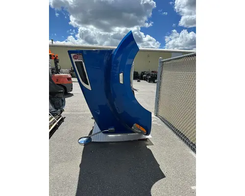 KENWORTH T680 Hood