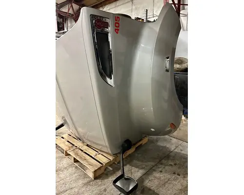 KENWORTH T680 Hood