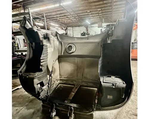 KENWORTH T680 Hood