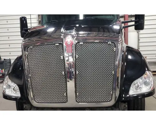 KENWORTH T680 Hood