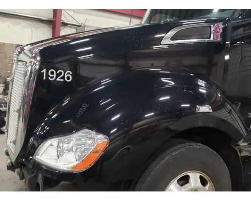 KENWORTH T680 Hood
