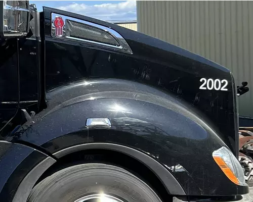 KENWORTH T680 Hood