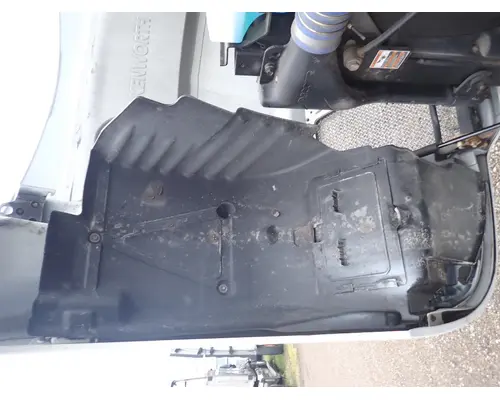 KENWORTH T680 Hood