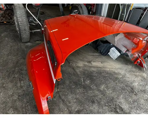 KENWORTH T680 Hood