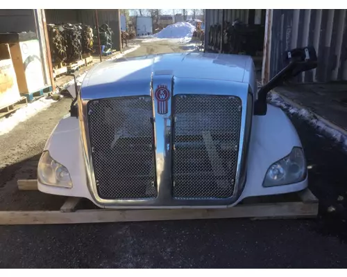 KENWORTH T680 Hood