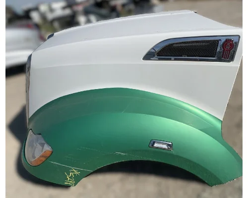 KENWORTH T680 Hood