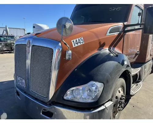 KENWORTH T680 Hood