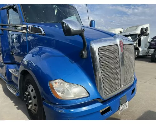 KENWORTH T680 Hood