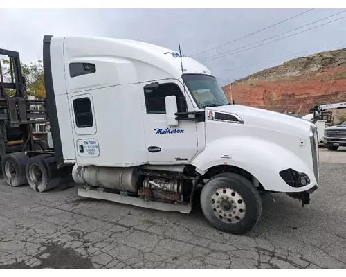 KENWORTH T680 Hood