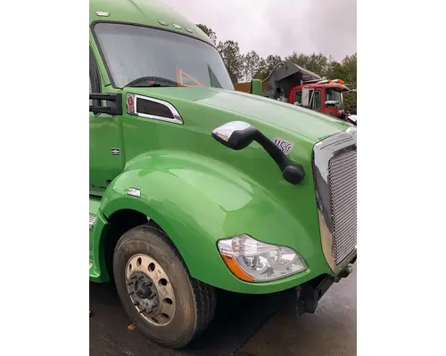 KENWORTH T680 Hood