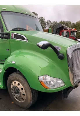 KENWORTH T680 Hood