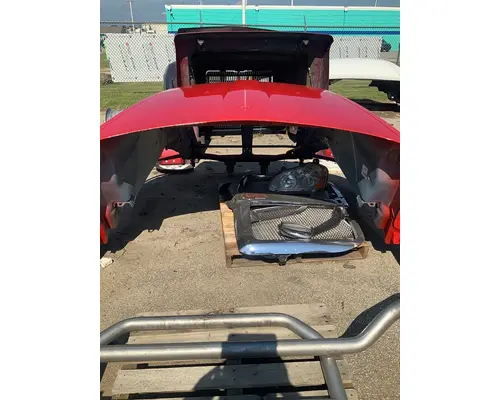 KENWORTH T680 Hood