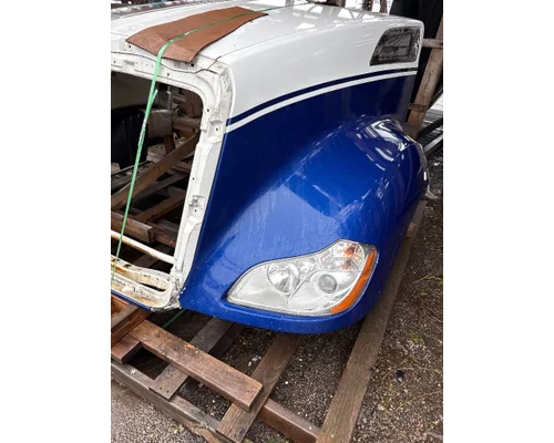 KENWORTH T680 Hood