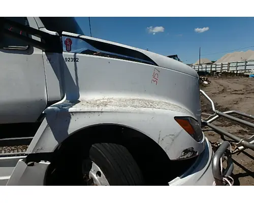 KENWORTH T680 Hood