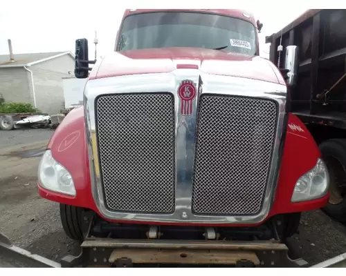 KENWORTH T680 Hood