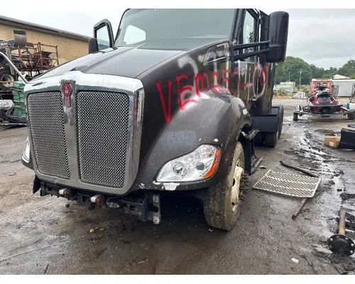 KENWORTH T680 Hood
