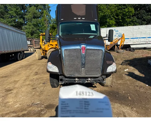 KENWORTH T680 Hood