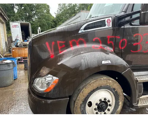 KENWORTH T680 Hood