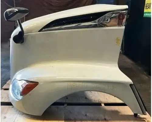 KENWORTH T680 Hood