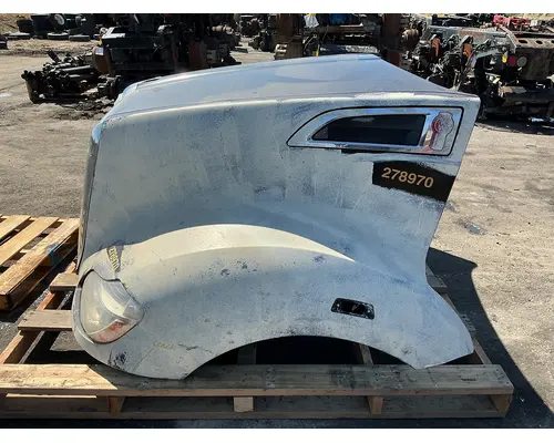 KENWORTH T680 Hood