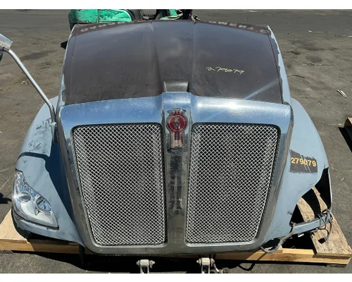 KENWORTH T680 Hood