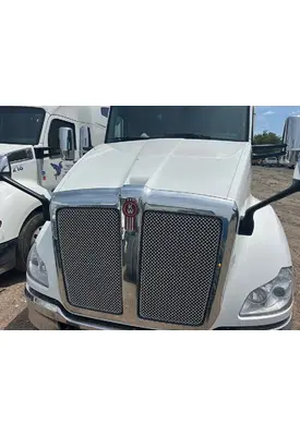 KENWORTH T680 Hood