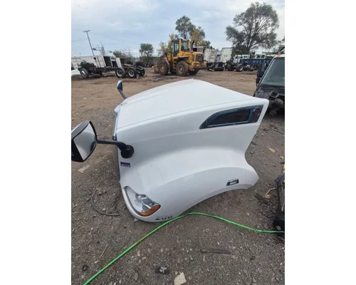 KENWORTH T680 Hood