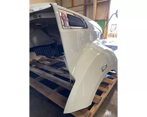 KENWORTH T680 Hood