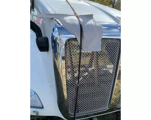 KENWORTH T680 Hood