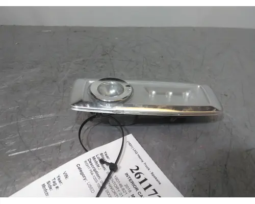 KENWORTH T680 INTERIOR CAB LIGHT