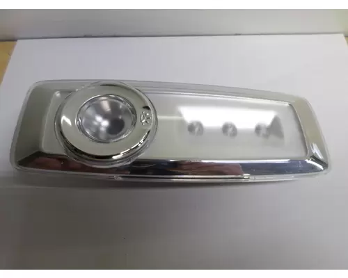 KENWORTH T680 INTERIOR CAB LIGHT