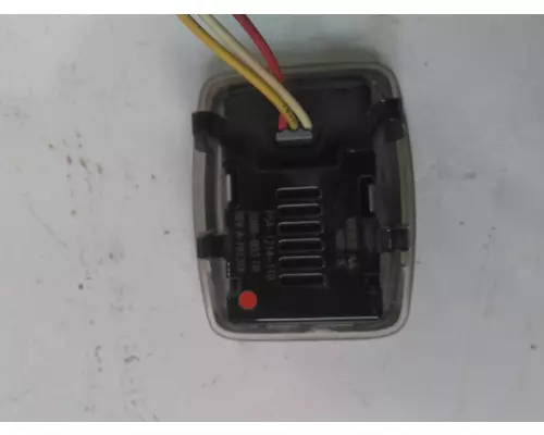 KENWORTH T680 INTERIOR CAB LIGHT