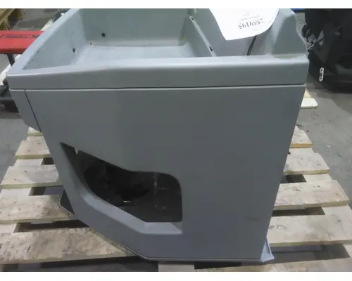 KENWORTH T680 INTERIOR CABINET