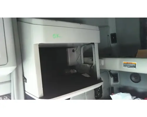 KENWORTH T680 INTERIOR CABINET