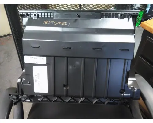 KENWORTH T680 INTERIOR PARTS, MISC.