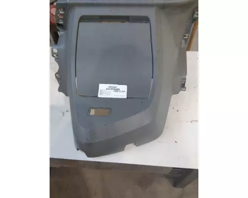 KENWORTH T680 INTERIOR PARTS, MISC.