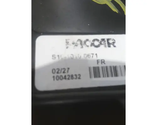 KENWORTH T680 INTERIOR PARTS, MISC.