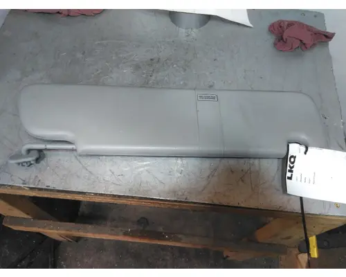 KENWORTH T680 INTERIOR SUN VISOR