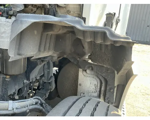 KENWORTH T680 Inner Fender