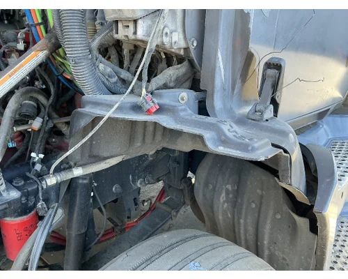 KENWORTH T680 Inner Fender