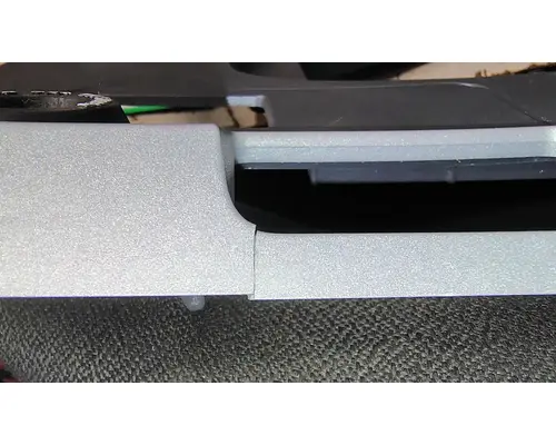KENWORTH T680 Instrument Cluster Bezel