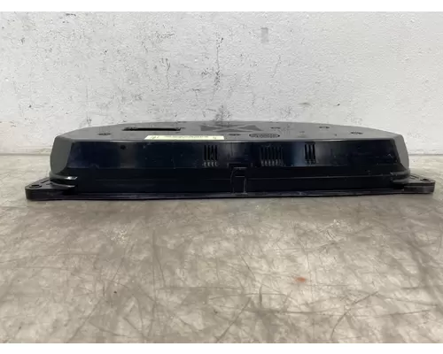 KENWORTH T680 Instrument Cluster