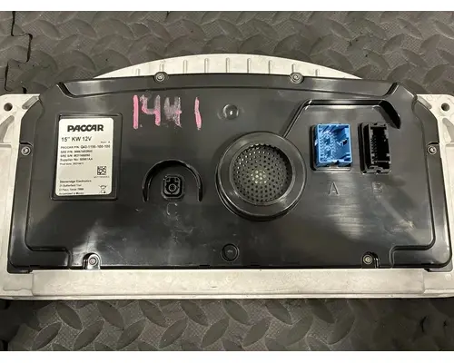 KENWORTH T680 Instrument Cluster