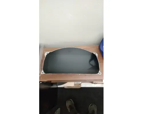 KENWORTH T680 Instrument Cluster