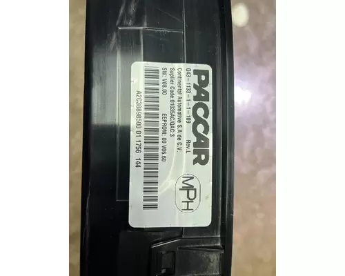 KENWORTH T680 Instrument Cluster